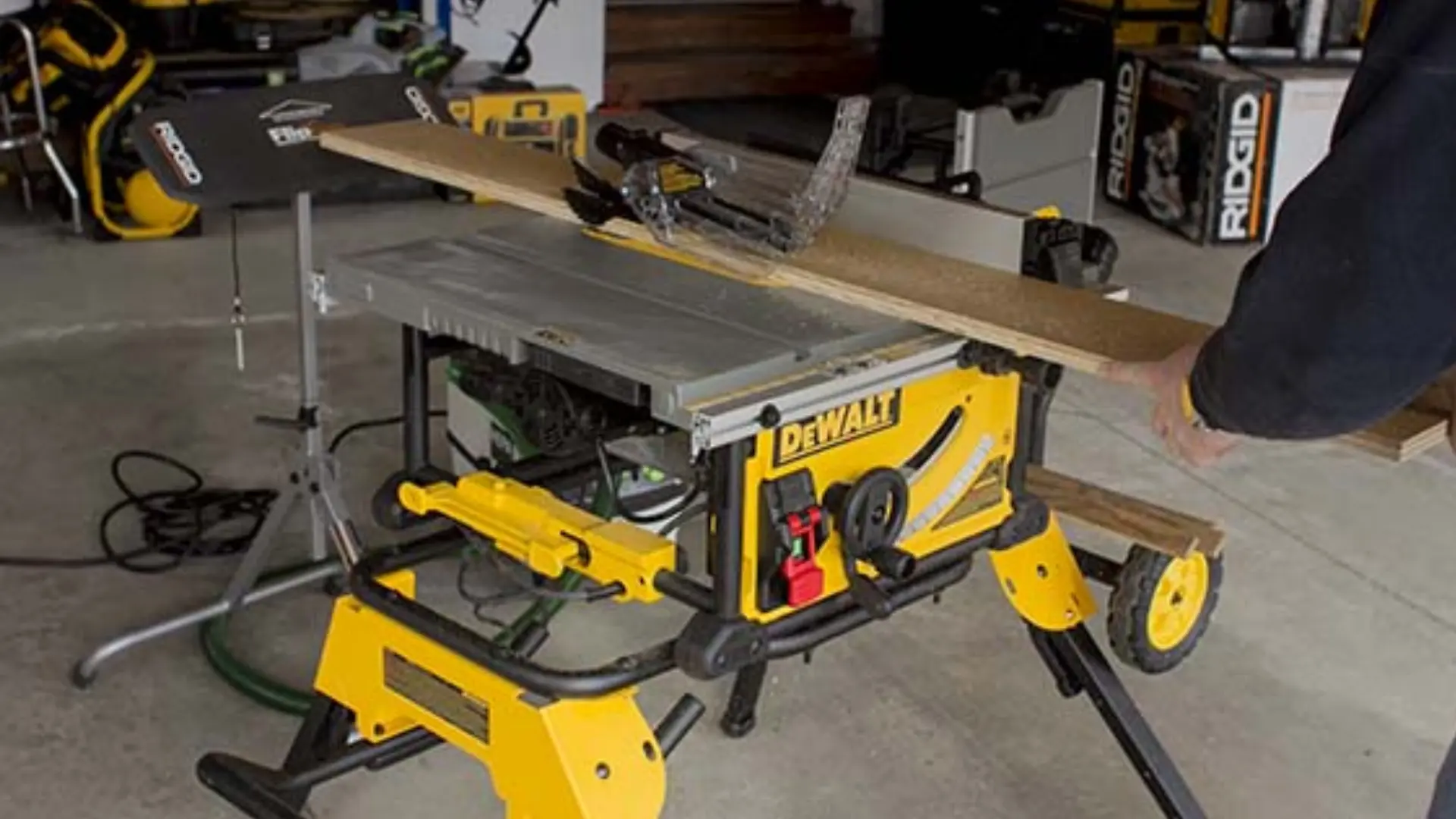 The watts used by a table saw
