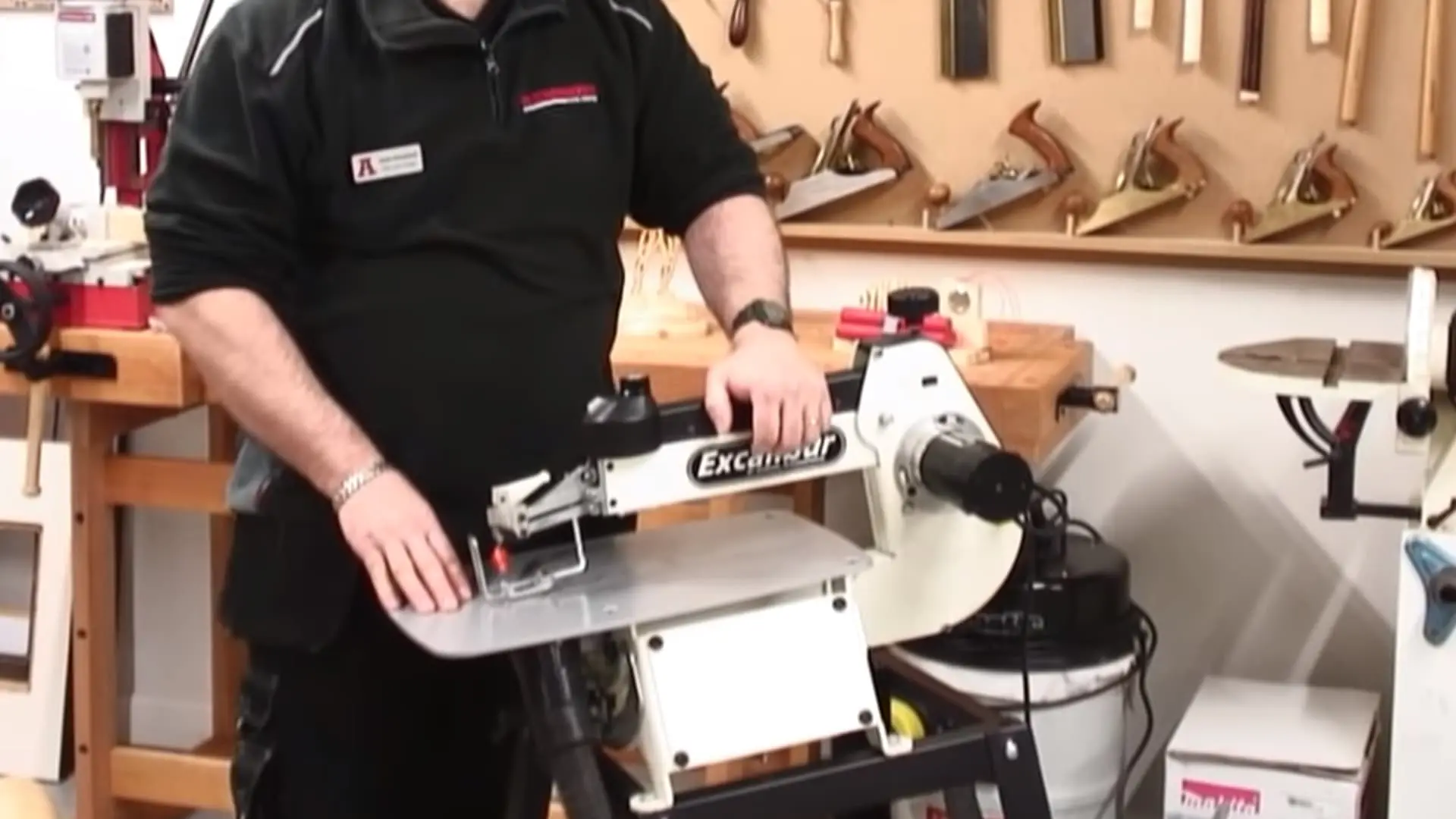 EXCALIBUR 16 1.3A Variable Speed Woodworking Scroll Saw - Best Professional Scroll Saw