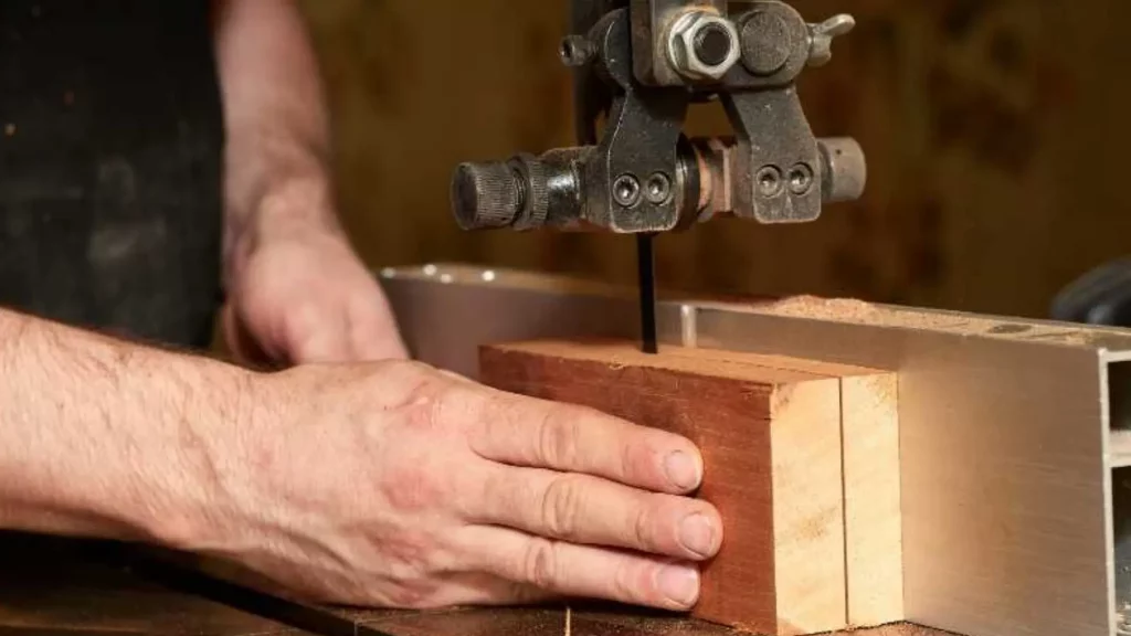 How to Cut Straight with a Bandsaw